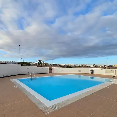 Apartmán Sunflower, El Con Piscina En Complejo Residencial