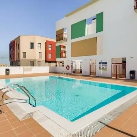 Sunflower, El Con Piscina En Complejo Residencial Apartmán